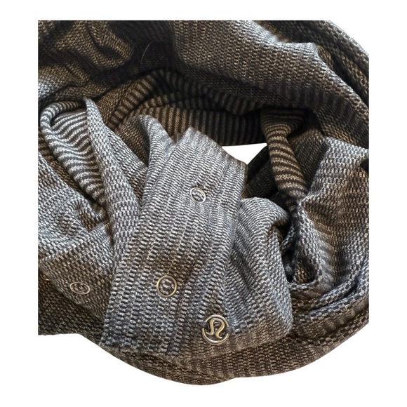 Lululemon Vinyasa Black Scarf Wrap Mini Check Pique - Picture 2 of 13